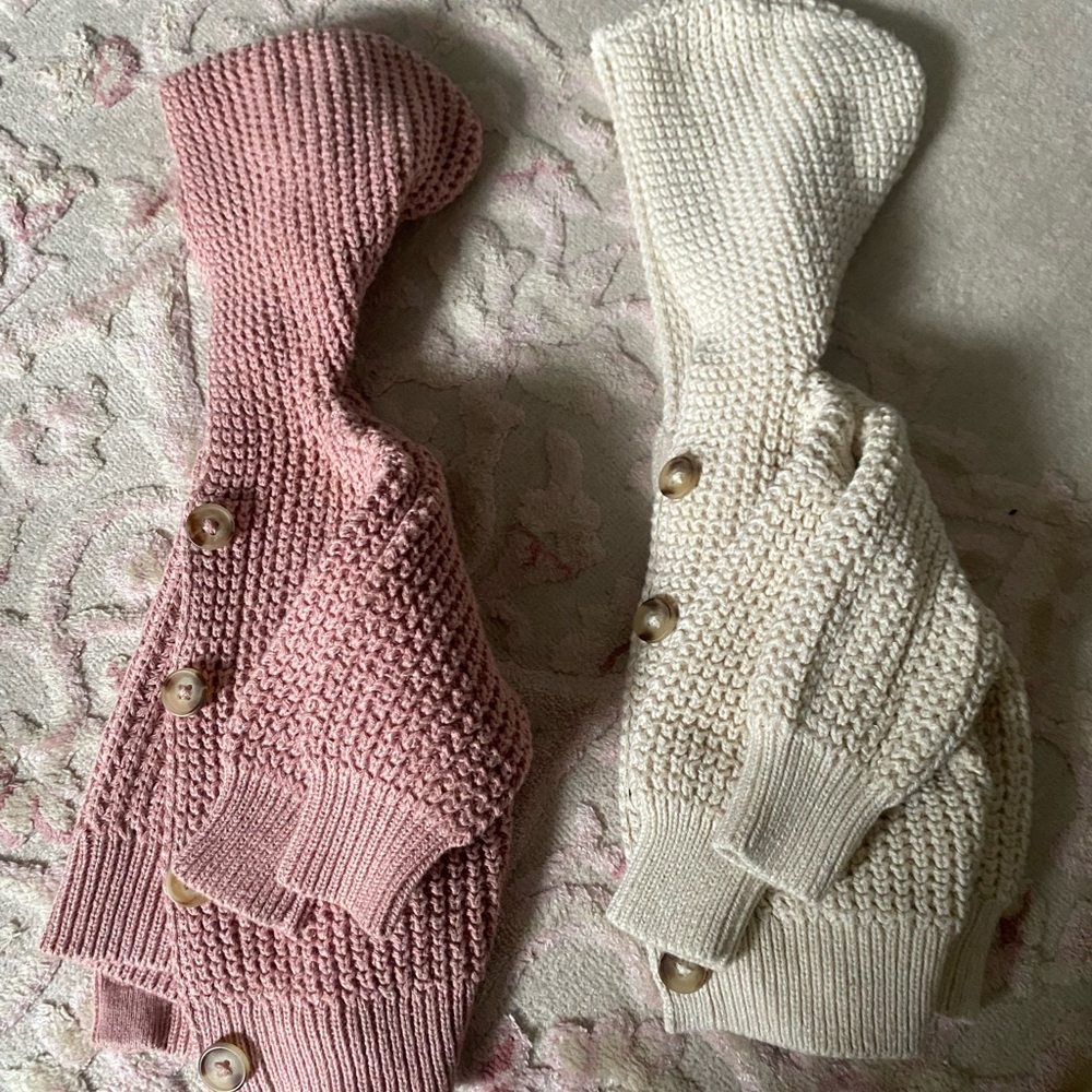 Old Navy baby hooded sweatshirt 0-3 months